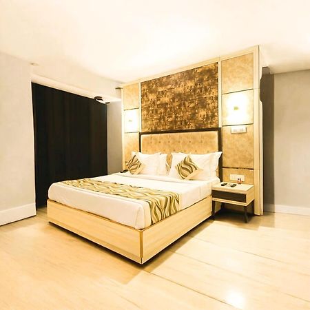 Hotel The Almora Residency - Complimentary Airport Trasnfer Neu-Delhi Exterior foto