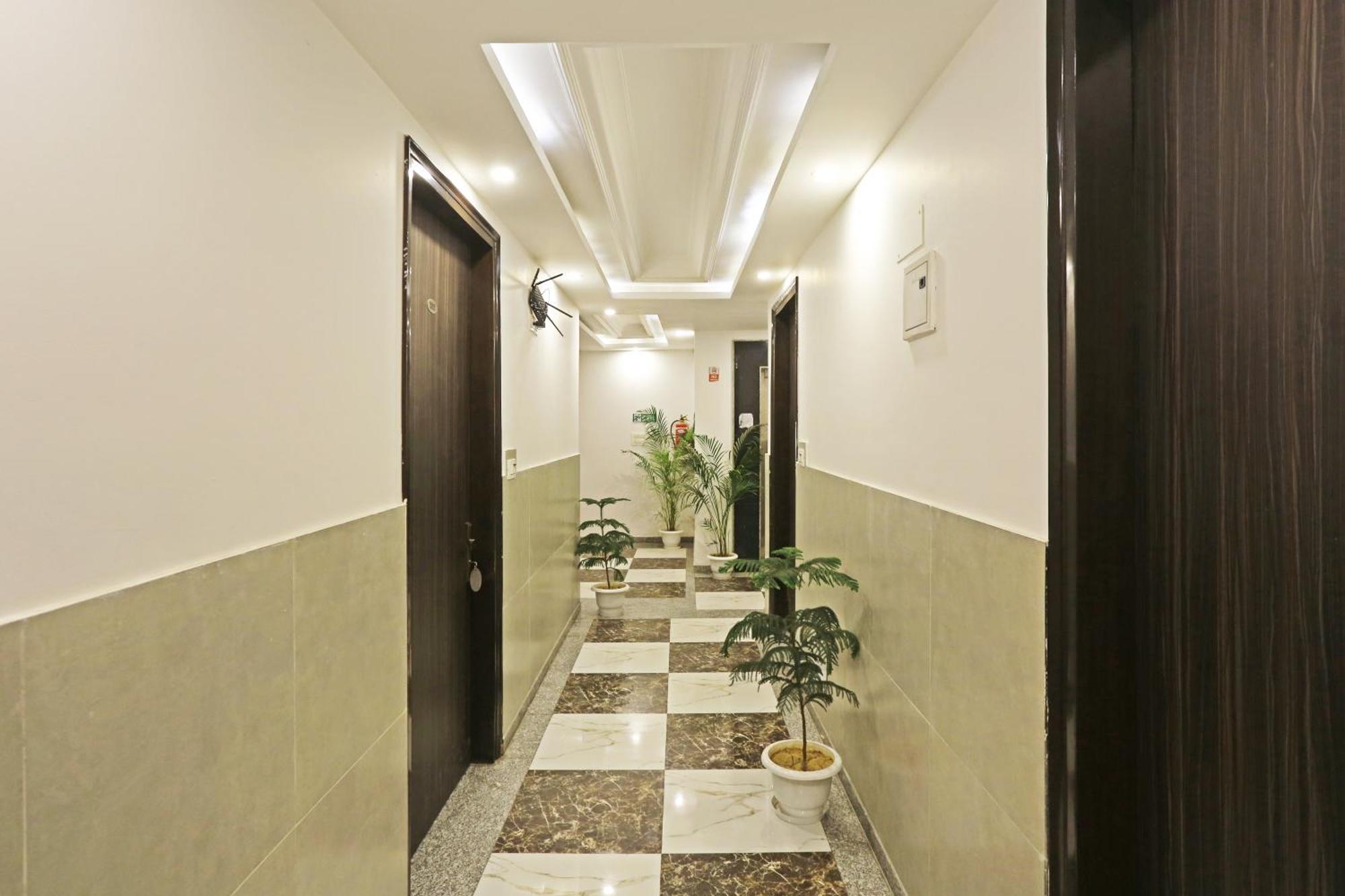 Hotel The Almora Residency - Complimentary Airport Trasnfer Neu-Delhi Exterior foto