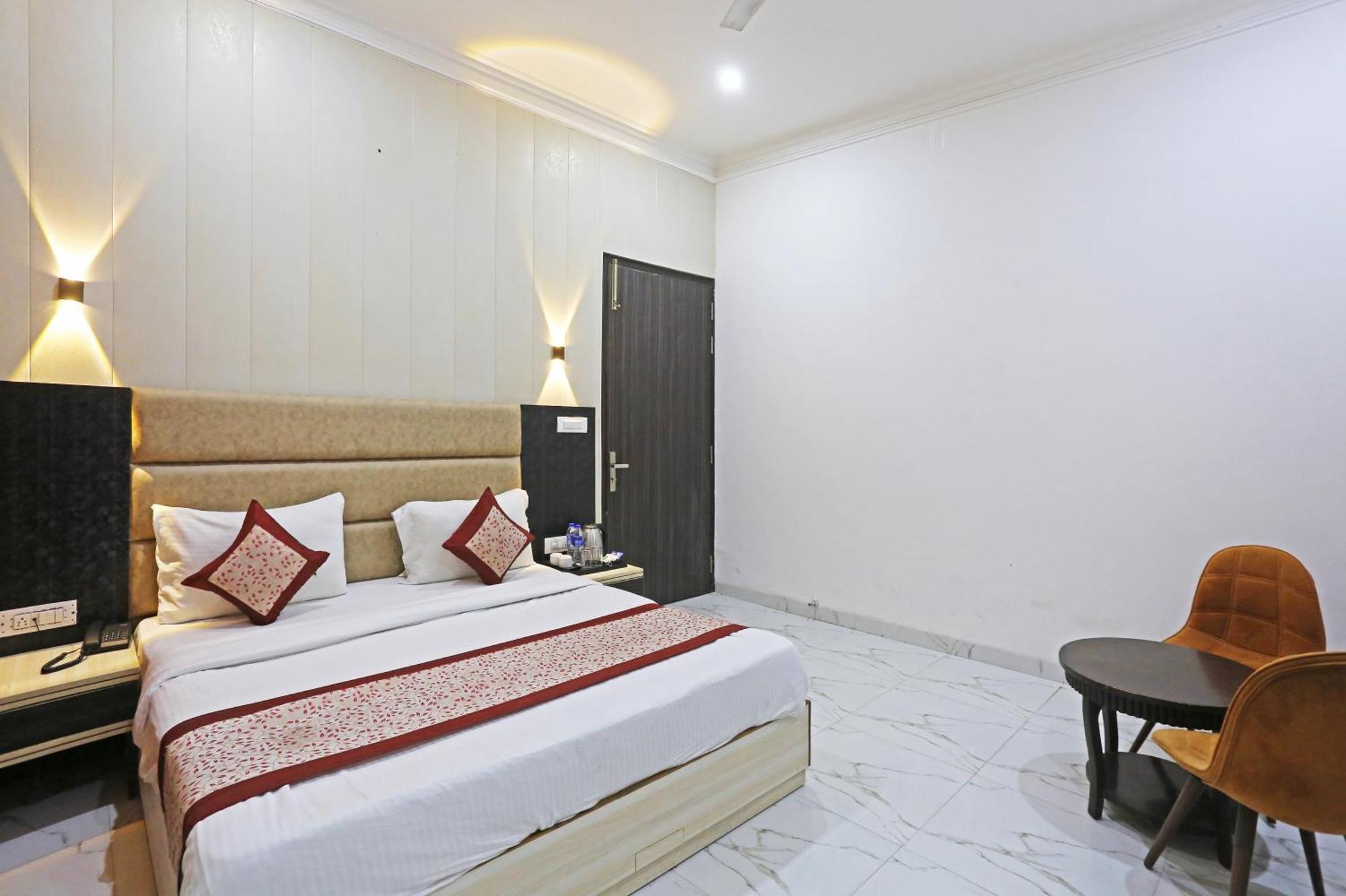 Hotel The Almora Residency - Complimentary Airport Trasnfer Neu-Delhi Exterior foto