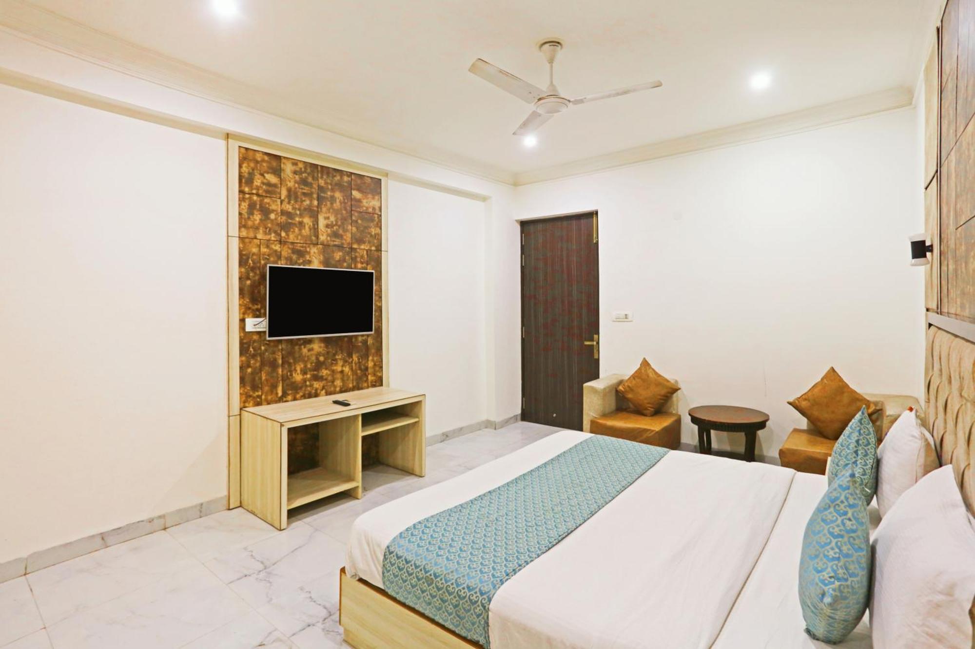 Hotel The Almora Residency - Complimentary Airport Trasnfer Neu-Delhi Exterior foto