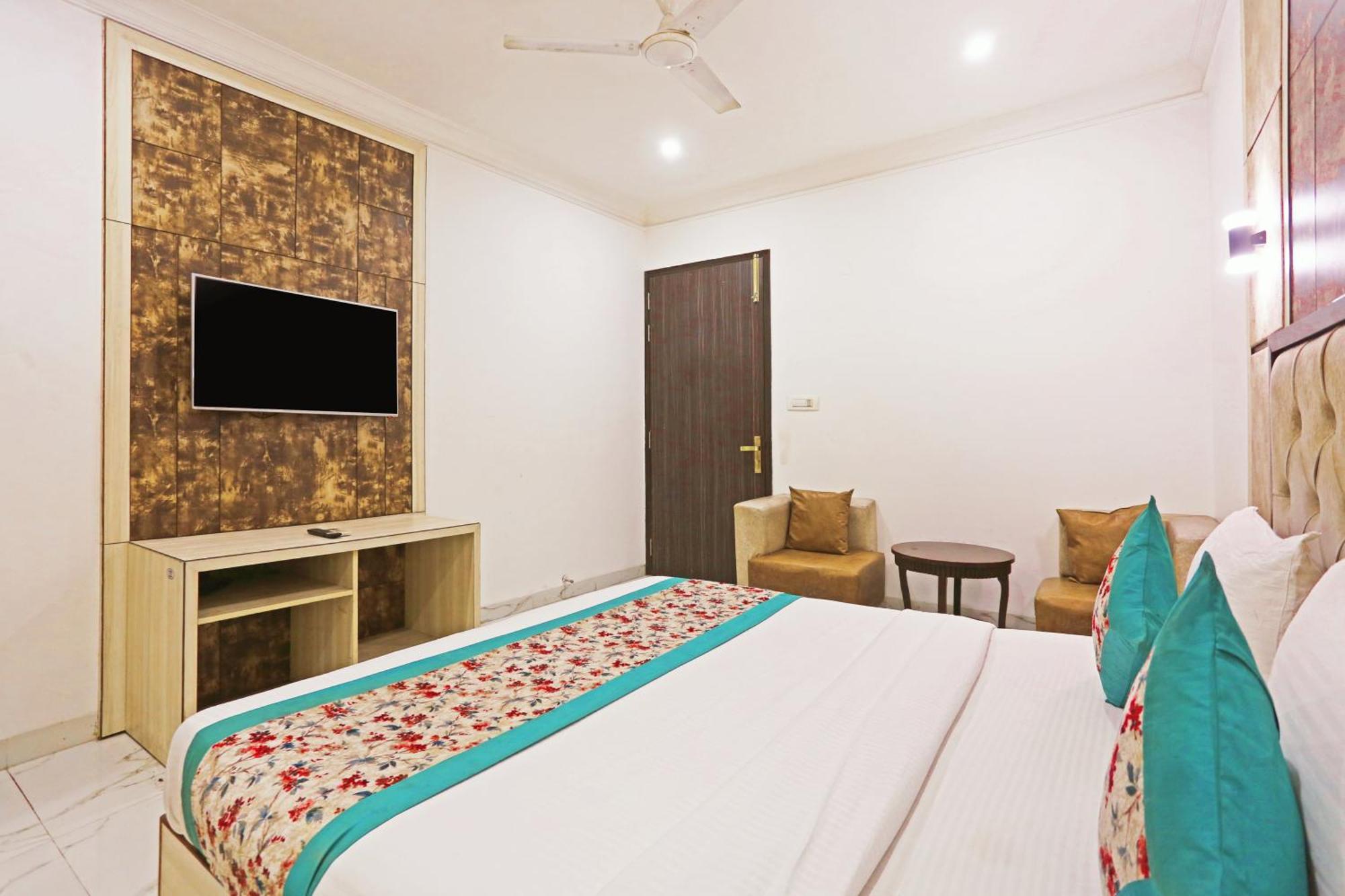 Hotel The Almora Residency - Complimentary Airport Trasnfer Neu-Delhi Exterior foto
