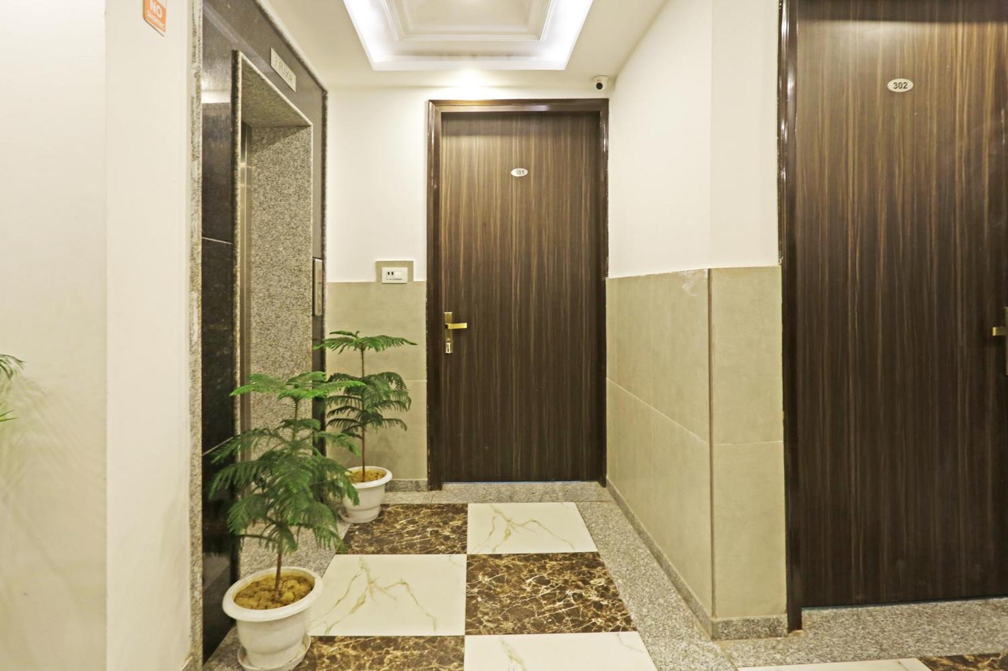 Hotel The Almora Residency - Complimentary Airport Trasnfer Neu-Delhi Exterior foto